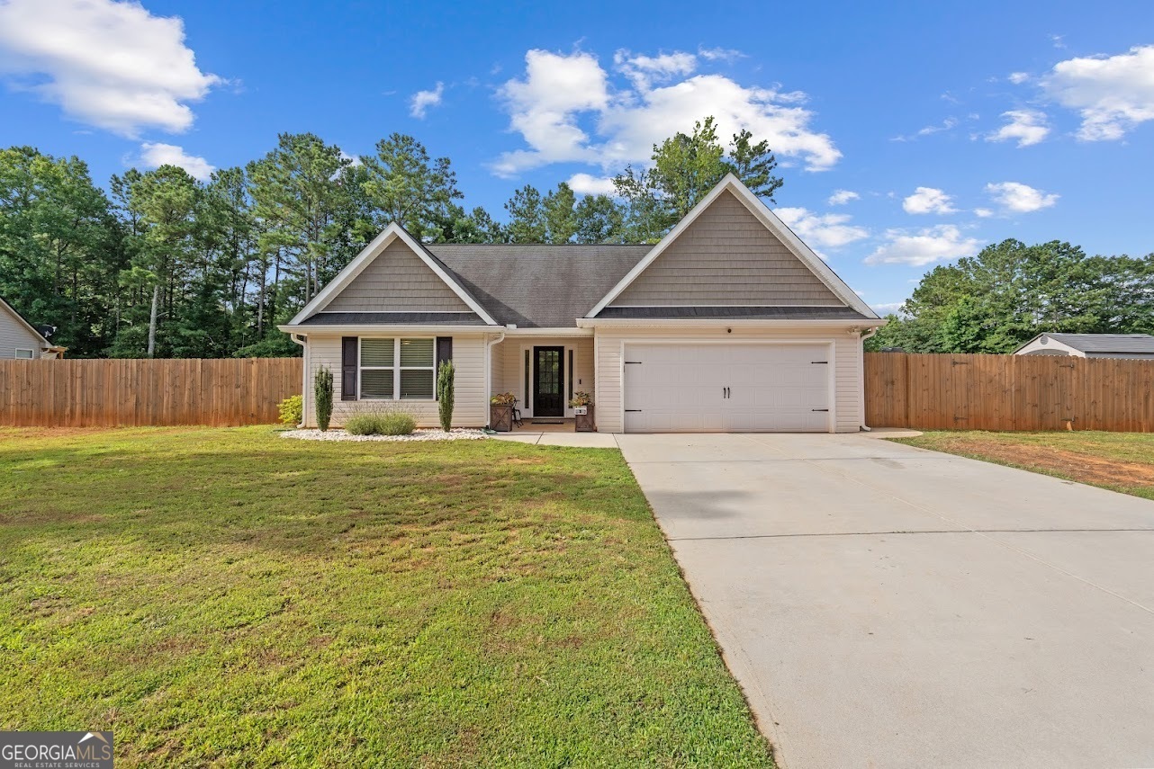 Property Photo: 142 Oakville Drive GA 30157