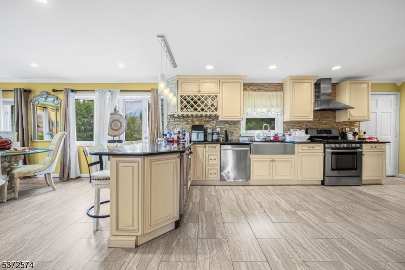 Property Photo: 1893 Arbor Ln NJ 07083