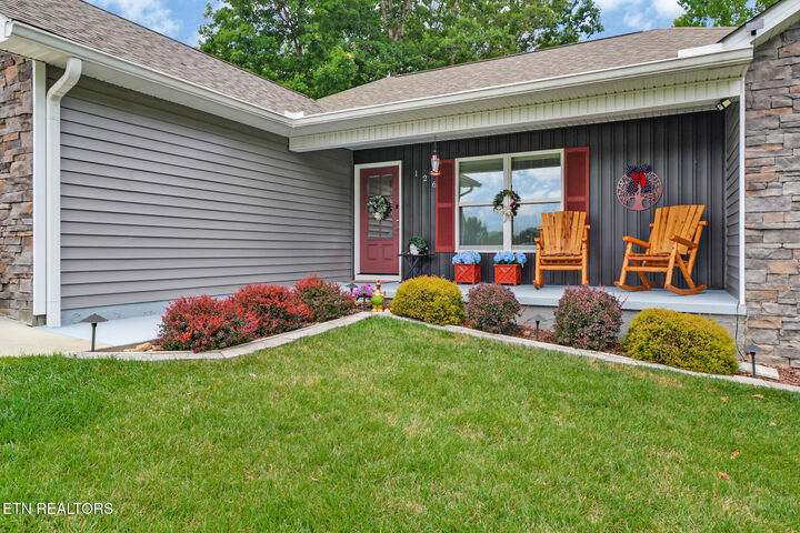 Property Photo:  126 Russell Lane Lane  TN 38555 