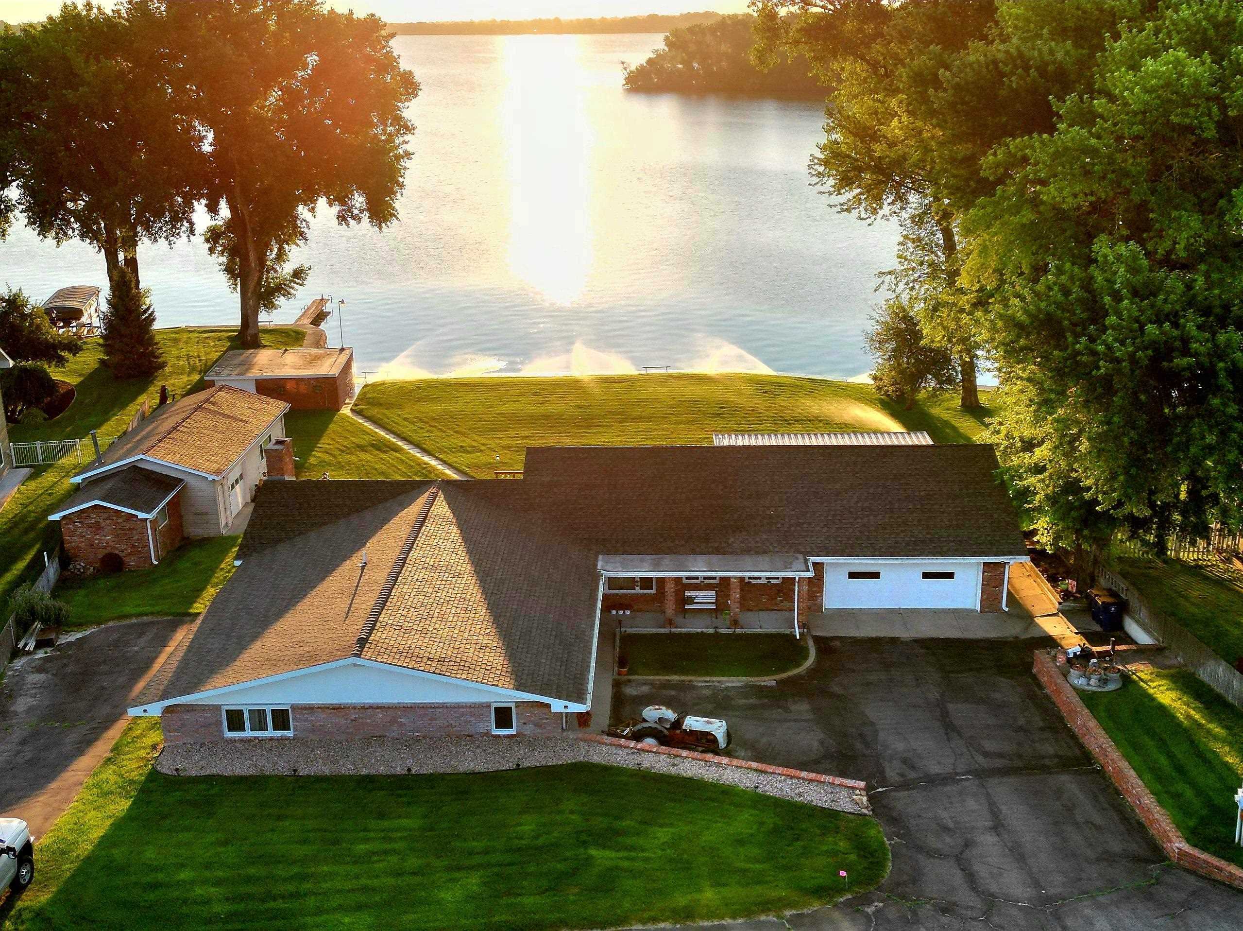 Property Photo:  711 S Maloney Drive  NE 69101 