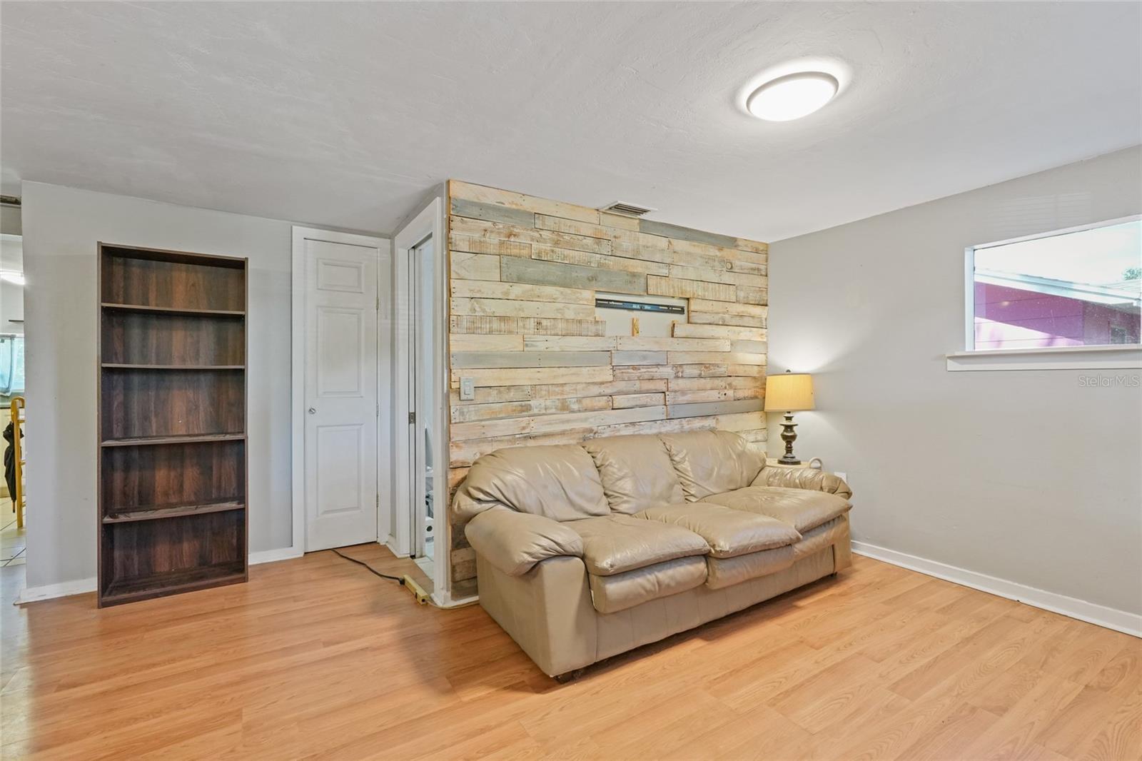 Property Photo:  5138 Preston Avenue S  FL 33707 