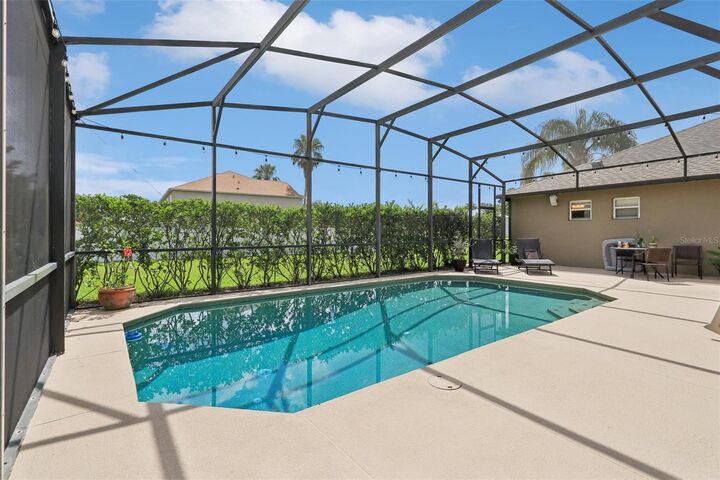Property Photo:  7566 Lake Andrea Circle  FL 32757 