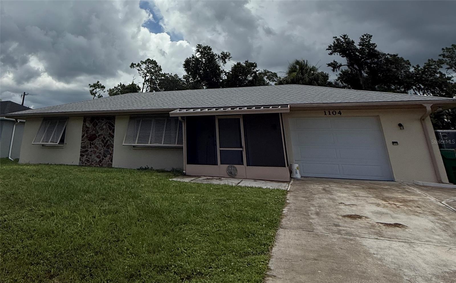 Property Photo: 1104 Bristol Street FL 33952