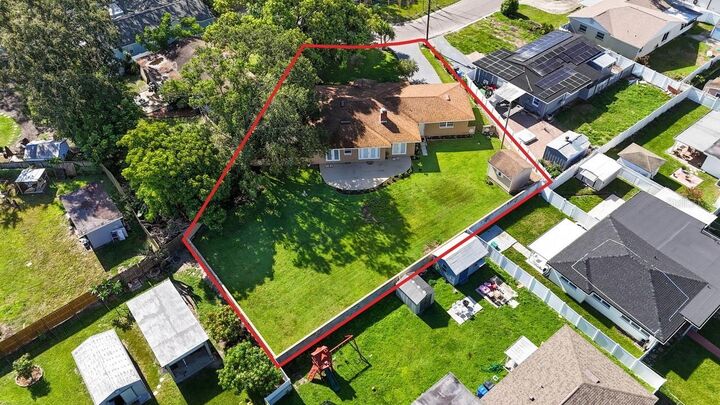 Property Photo: 6410 Felice Avenue FL 33614