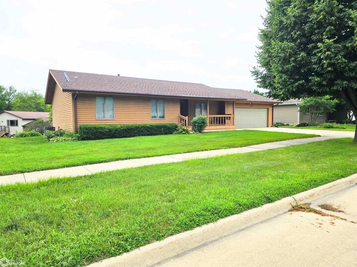 Property Photo: 1973 S Carolina Ave. IA 50401-5309
