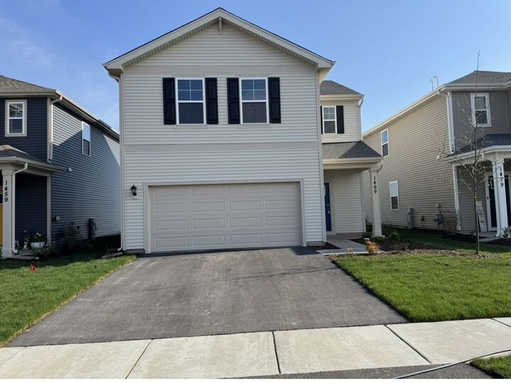 Property Photo: 1469 Grand Tetons Drive IL 60140
