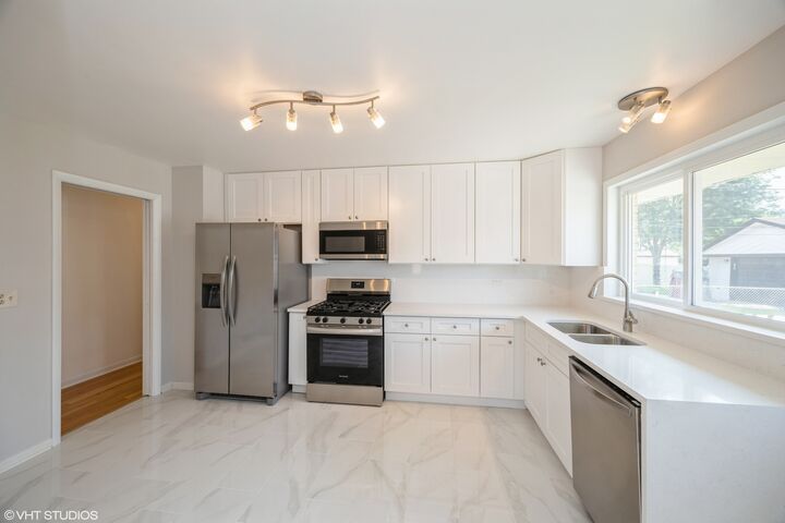 Property Photo: 10419 Preston Street IL 60154