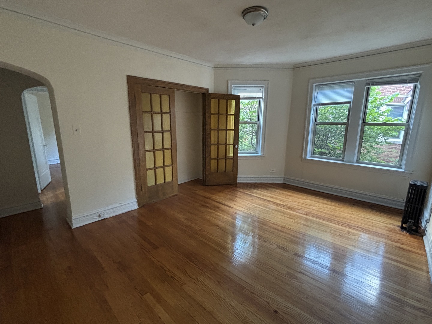 Property Photo: 4951 N Whipple Street 3W IL 60625