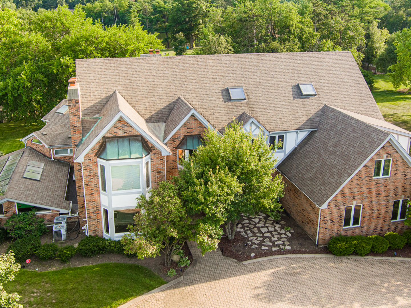 Property Photo: 22199 W Thornridge Drive IL 60047