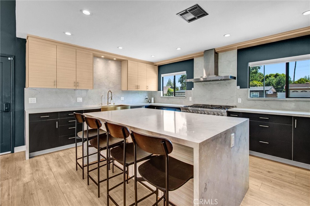 Property Photo:  4801 Heaven Avenue  CA 91364 