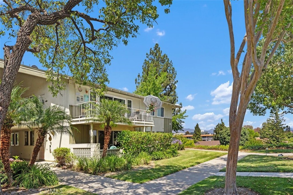 Property Photo:  15 Via Castilla U  CA 92637 