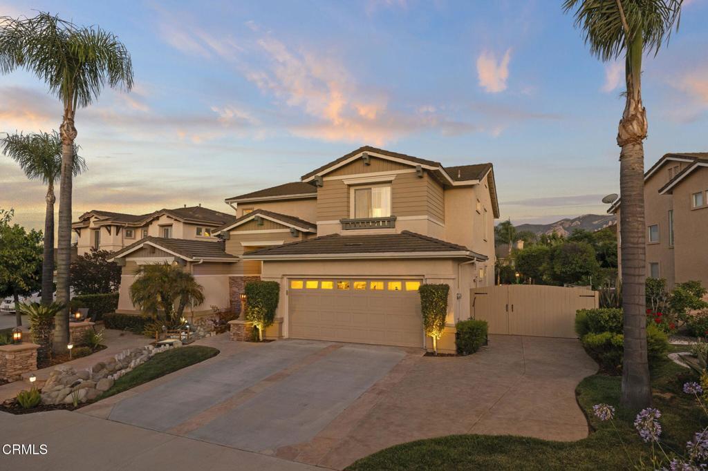 Property Photo:  632 Via Vista  CA 91320 