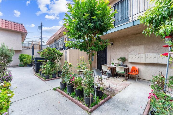 Property Photo:  1512 S Ninth Street  CA 92802 