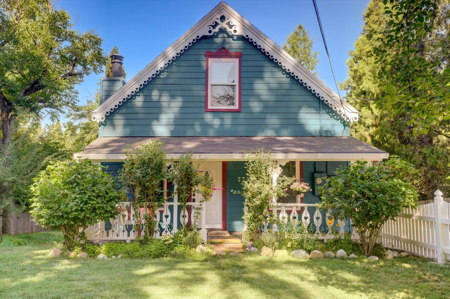 Property Photo:  332 Adams Street  CA 95959 