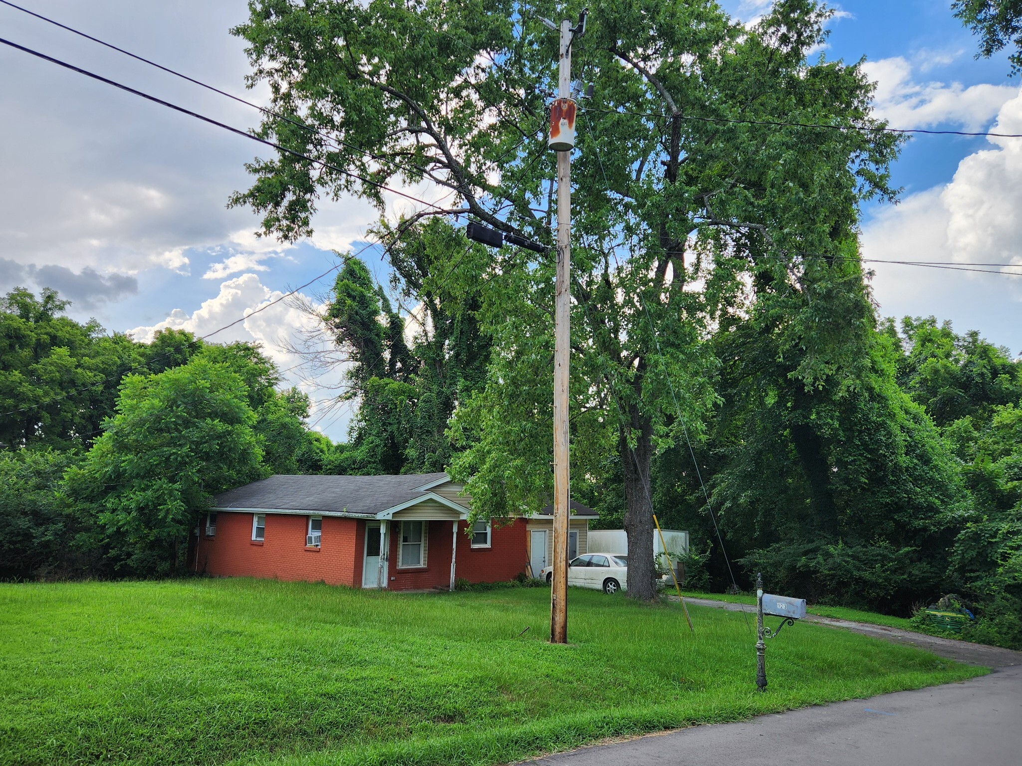 Property Photo: 123 Thelma Dr TN 37122