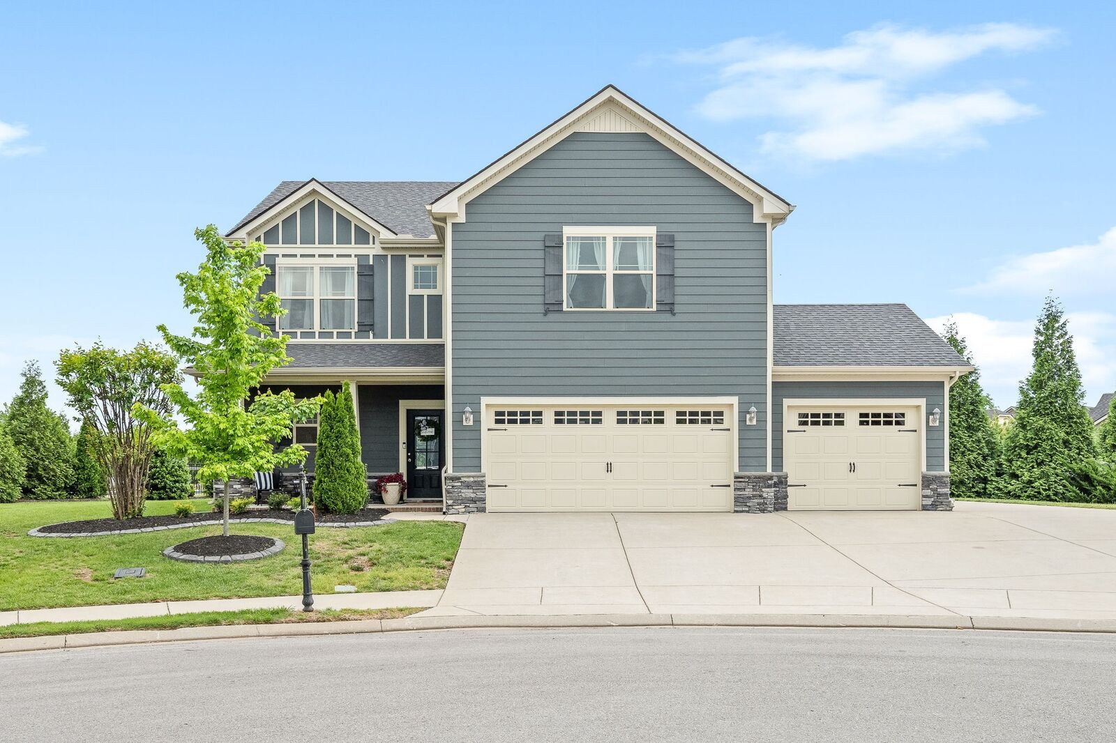 Property Photo: 1006 Brinxton Run TN 37128