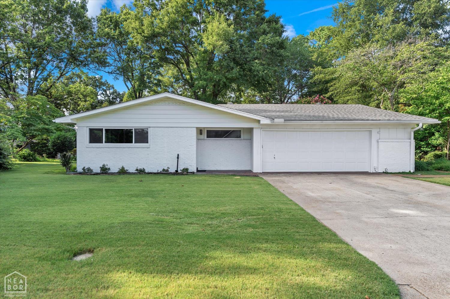 Property Photo: 712 Buttry Drive AR 72401