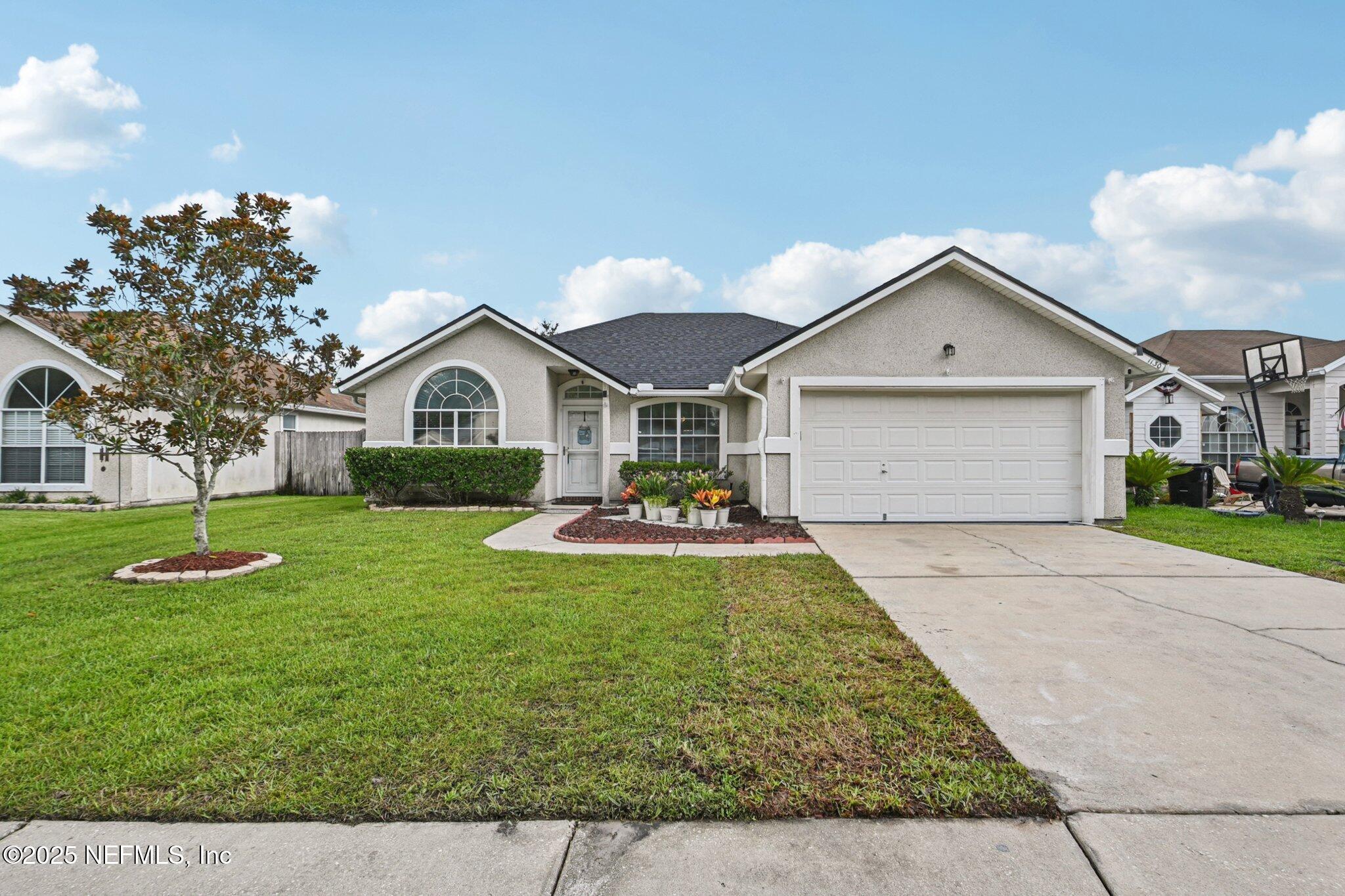 Property Photo: 1130 Summer Springs Drive FL 32068