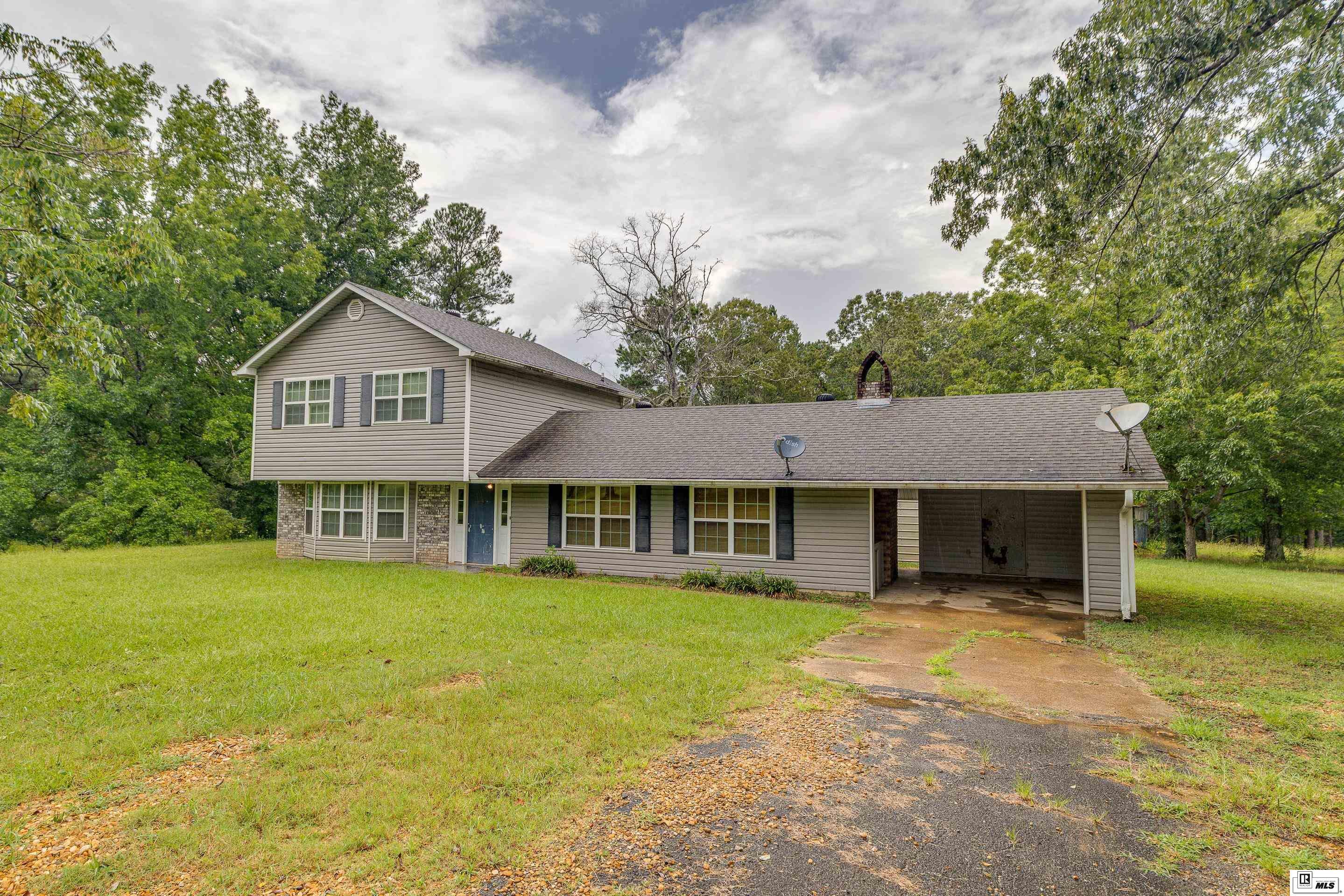 Property Photo:  903 Hillman Road  LA 71435 