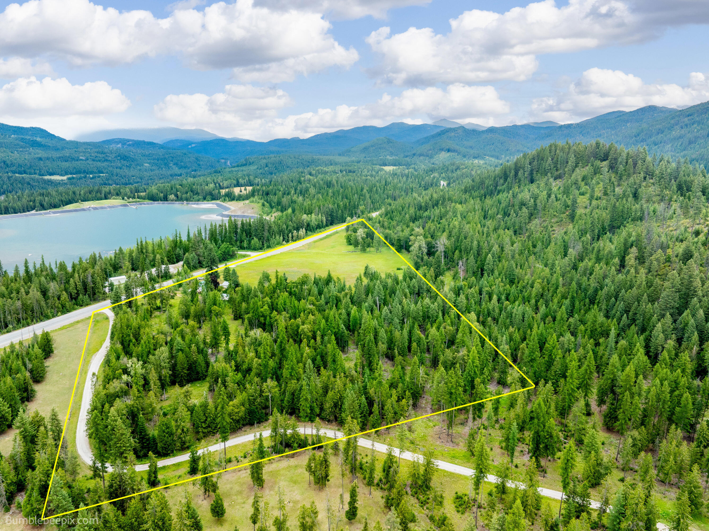 Property Photo: 16682 Wa-31 WA 99153