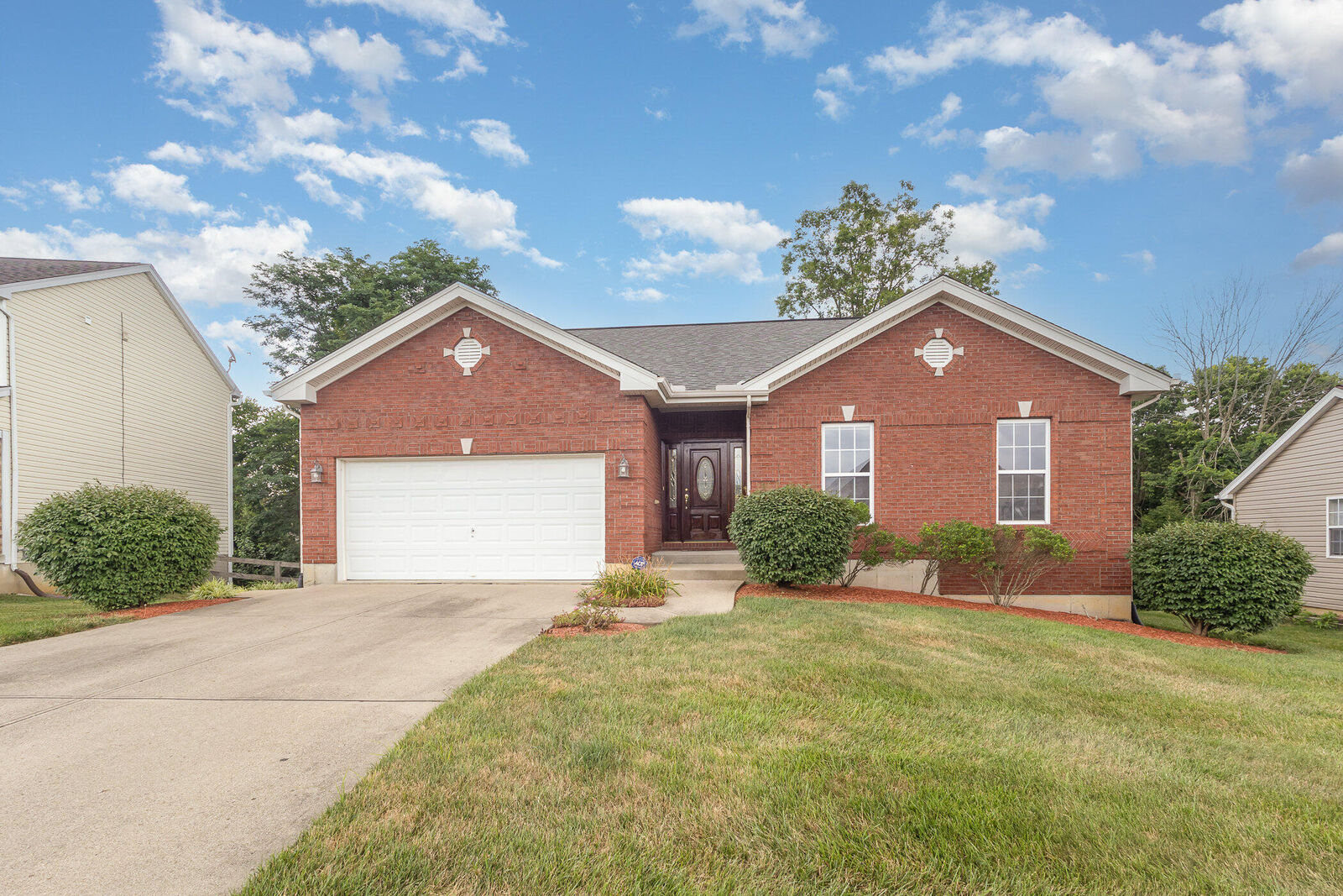 Property Photo: 2215 Scheper Court KY 41017