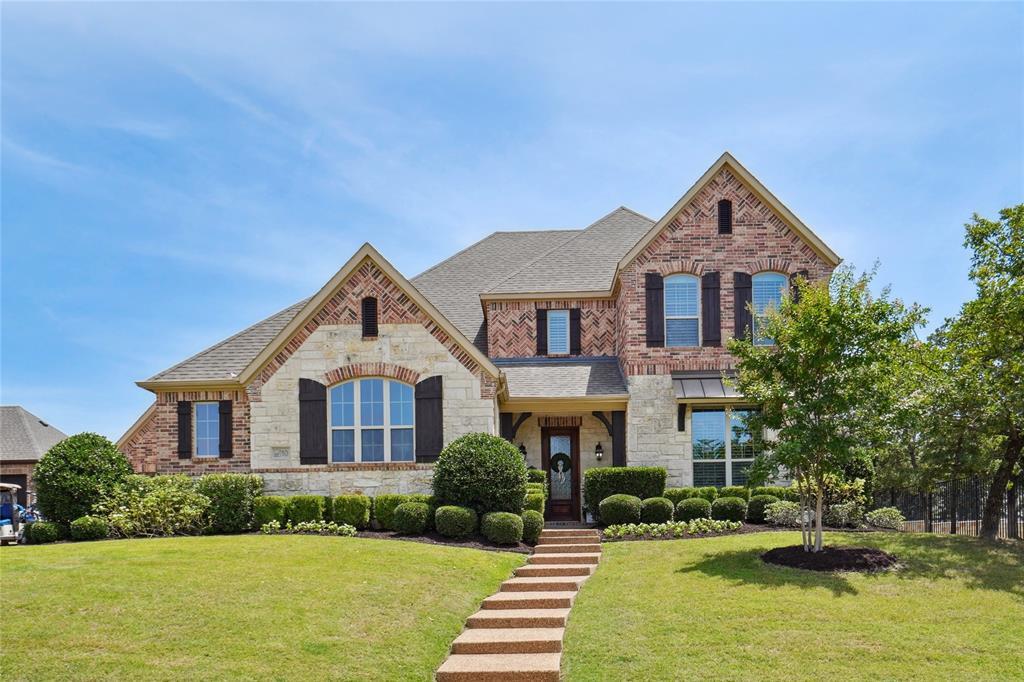 Property Photo: 10 Asheville Lane TX 76262