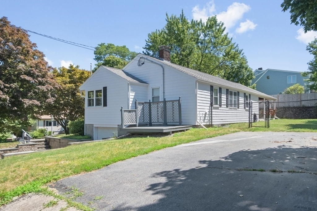 Property Photo: 5 Oak St MA 02190