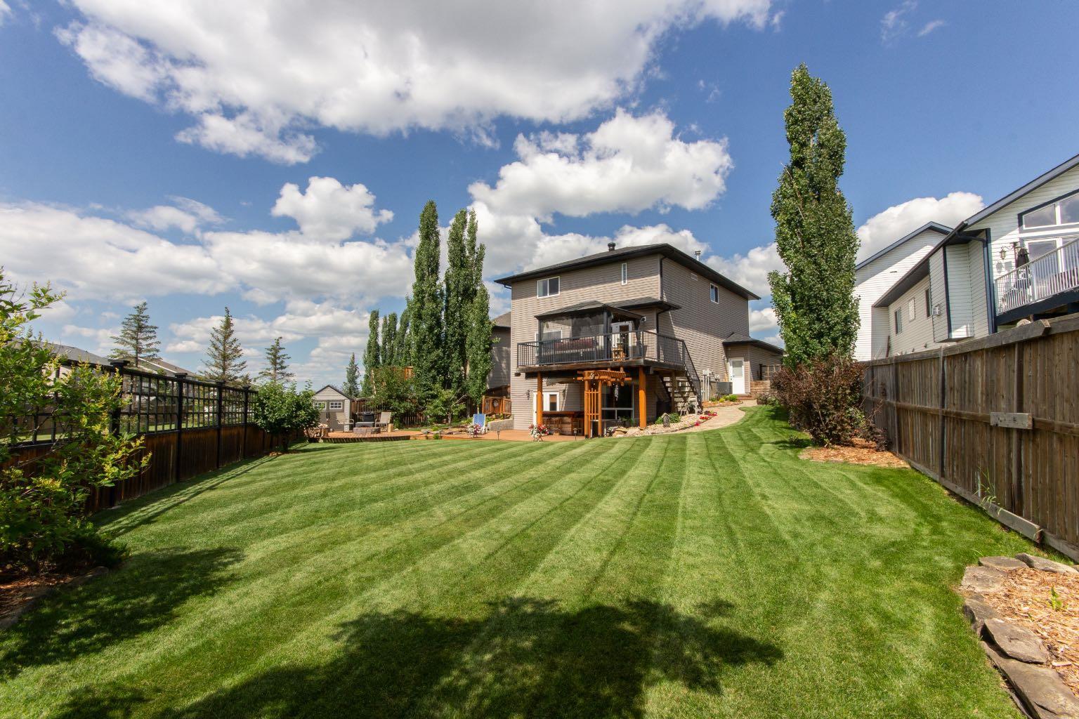 Property Photo:  152 Iverson Close  AB T4R 3M8 