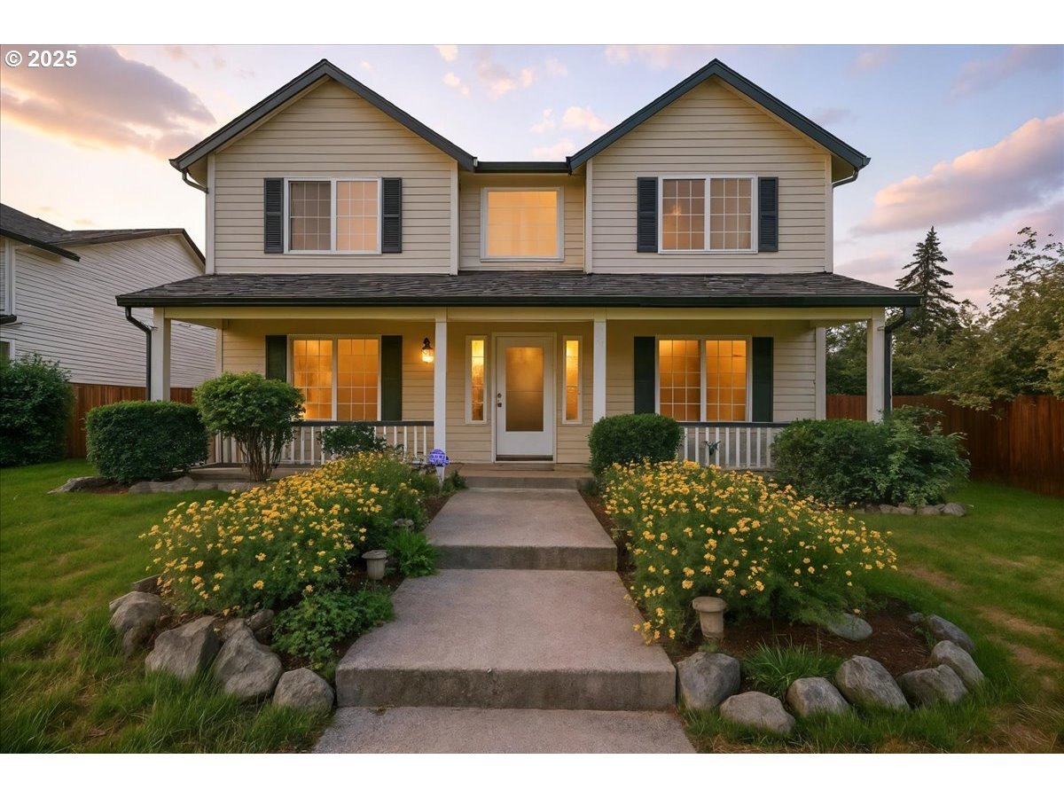 Property Photo:  1308 NE 18th Ave  WA 98604 