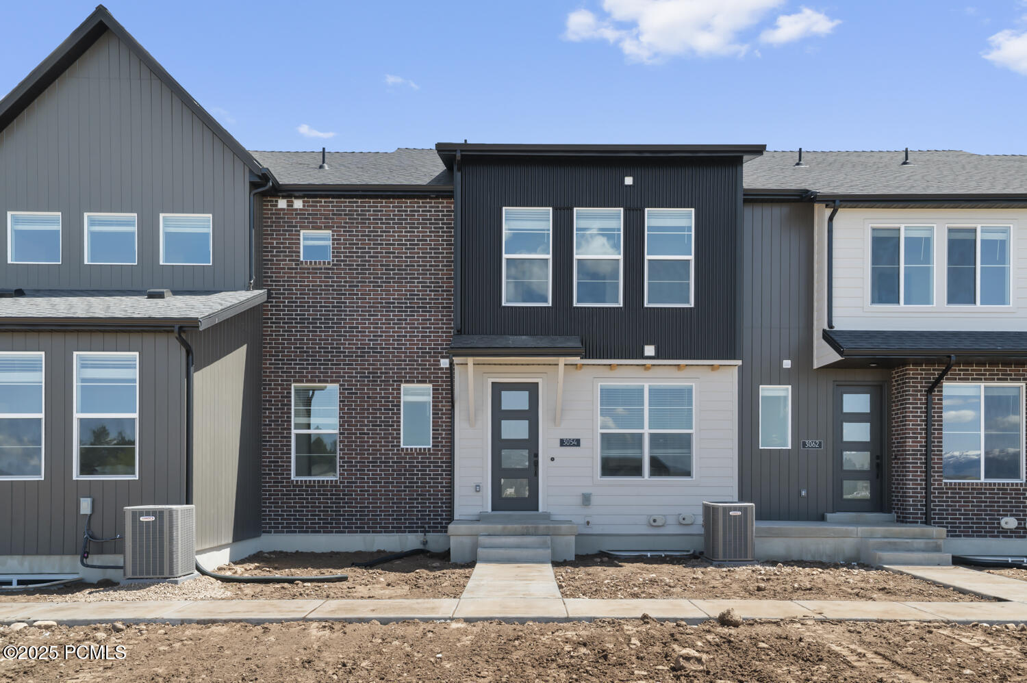 Property Photo: 3054 Clover Court UT 84036