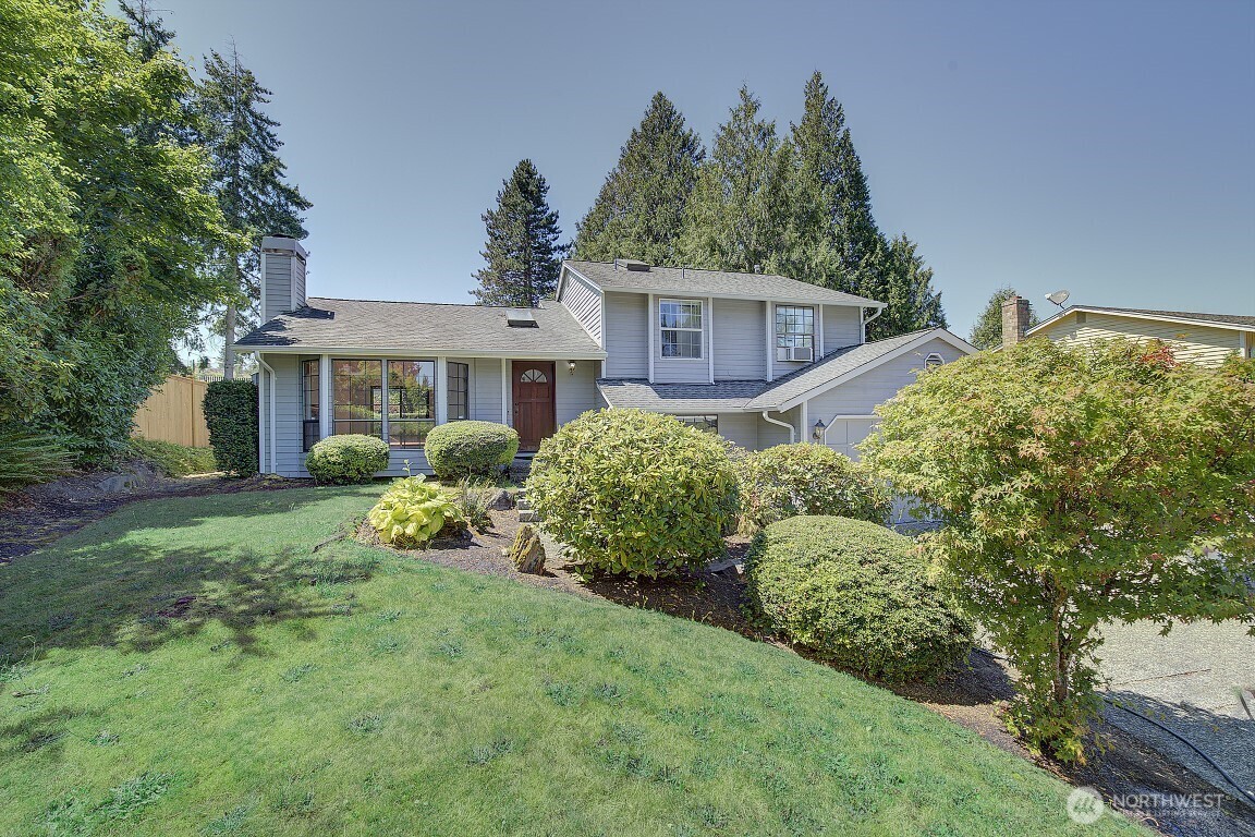 Property Photo: 5219 154th Avenue NE WA 98052