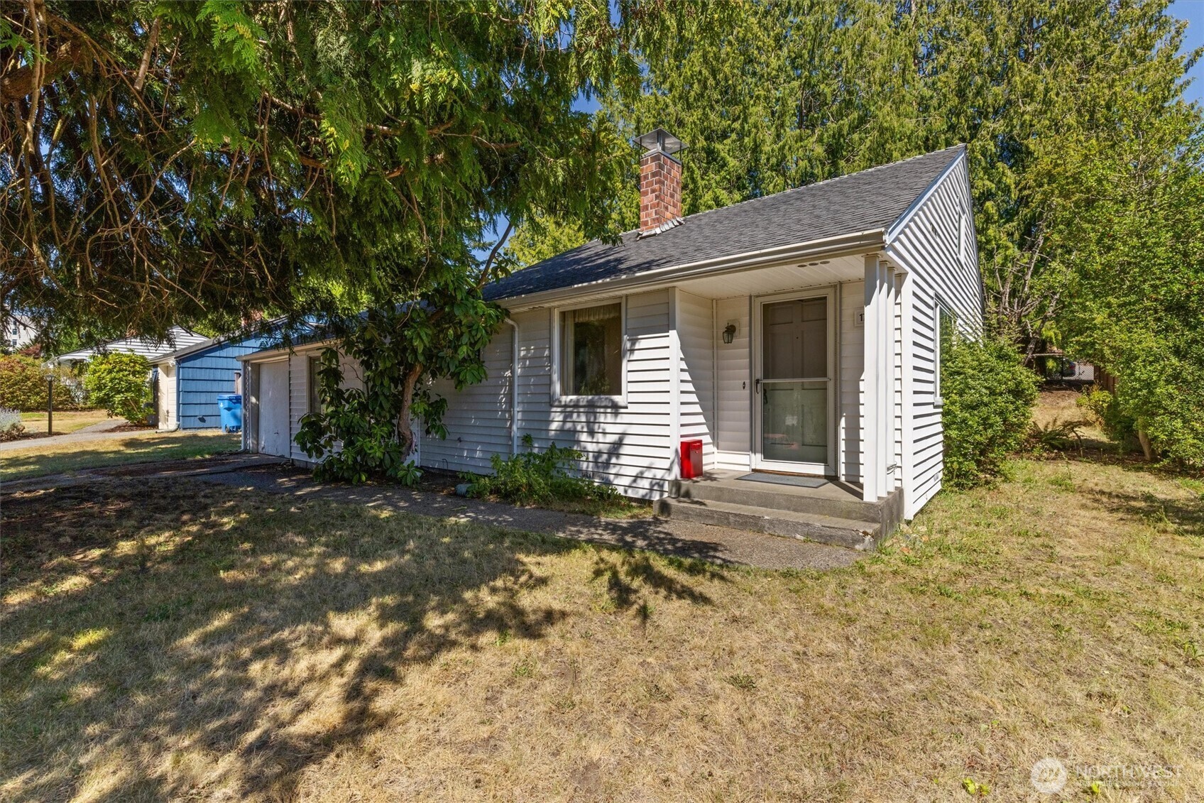 17030  14th Avenue NE  Shoreline WA 98155 photo