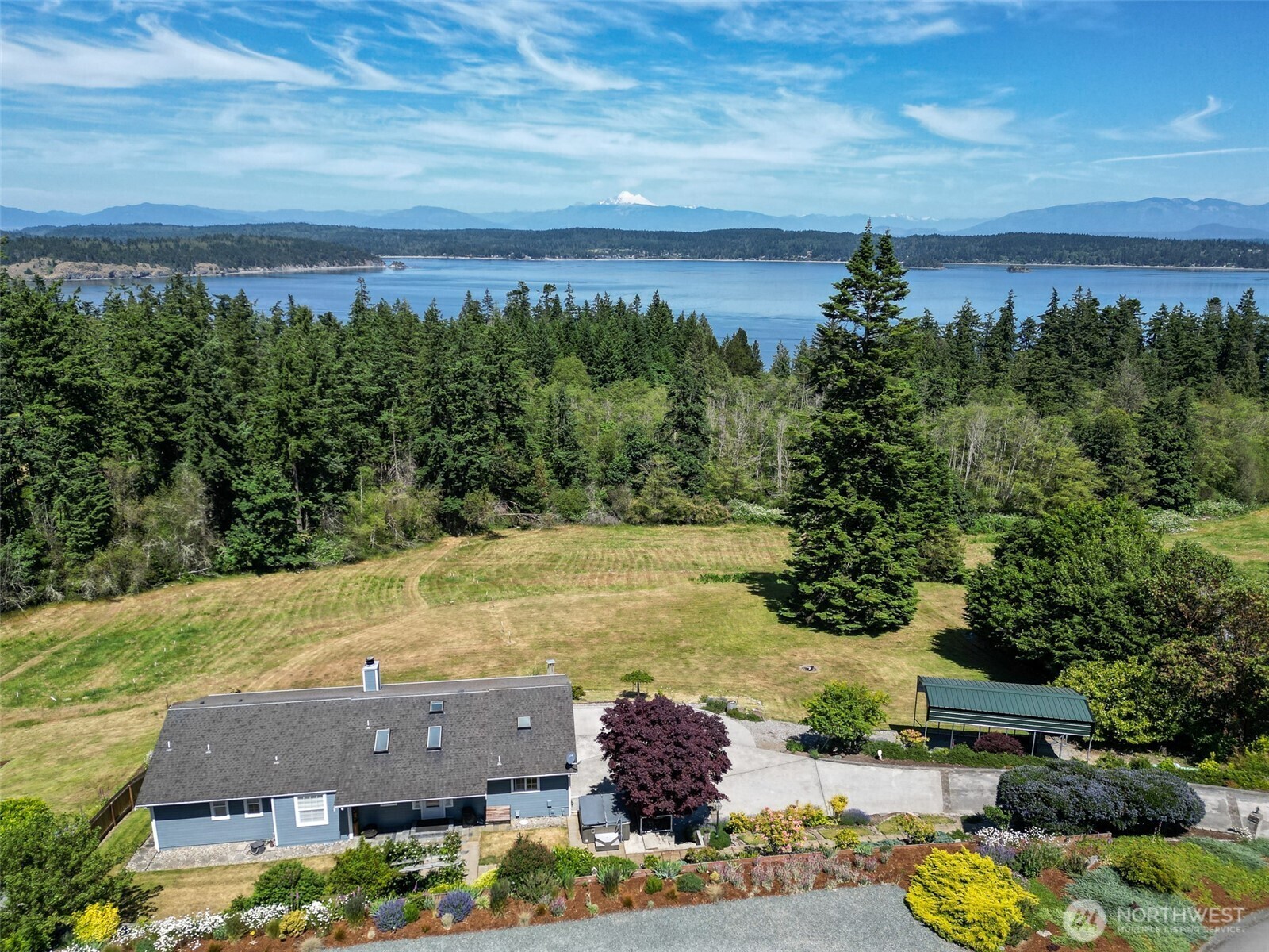 Property Photo: 4515 Sunday Drive WA 98277