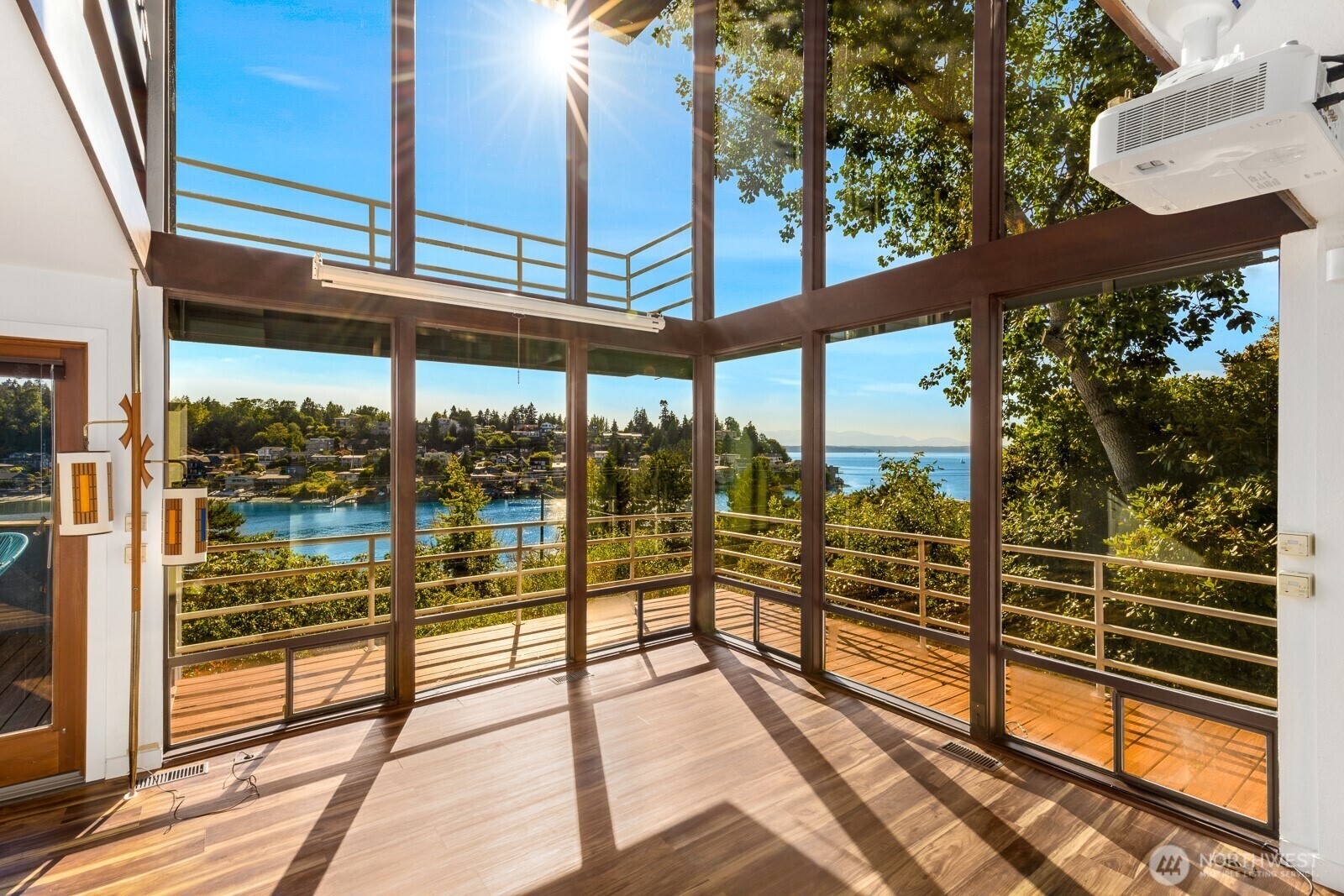 Property Photo: 5618 Seaview Avenue NW WA 98107