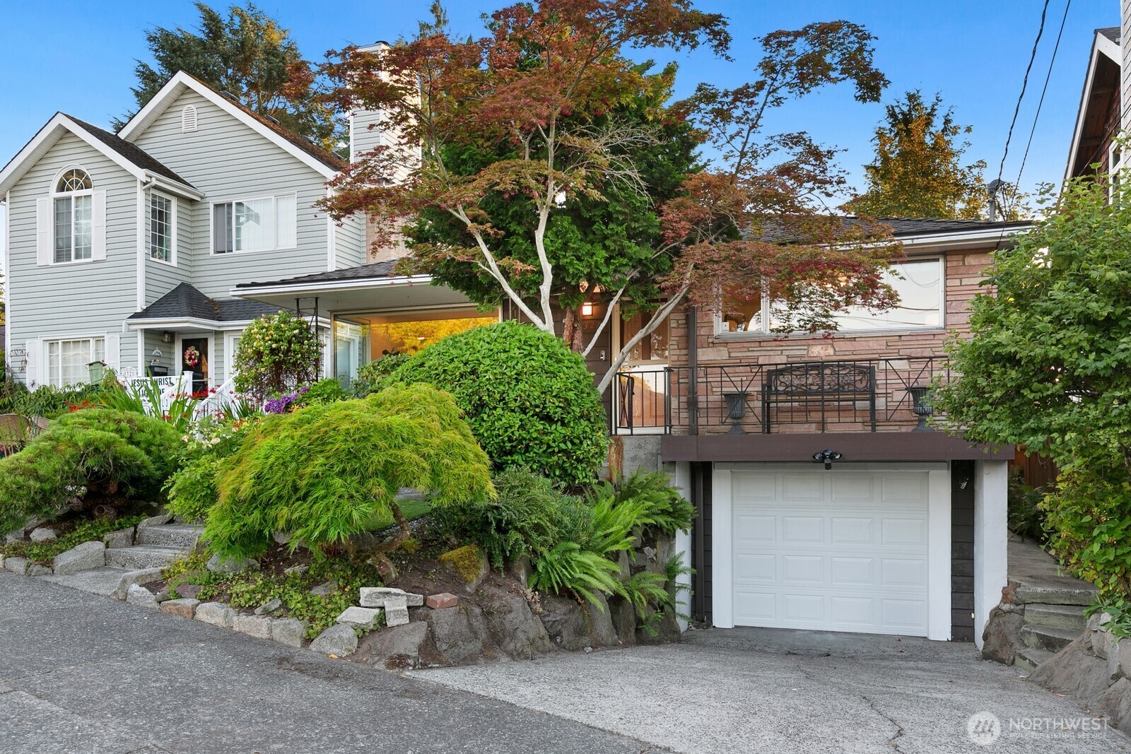 Property Photo:  4327  30th Avenue  W  WA 98199 