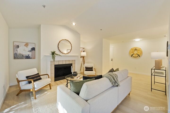 Property Photo:  23317  Cedar Way L201  WA 98043 