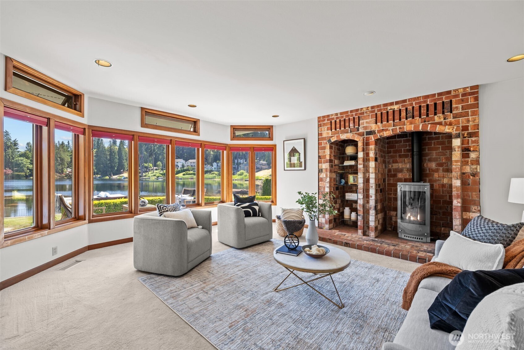 Property Photo: 13027 SE 76th Street WA 98056