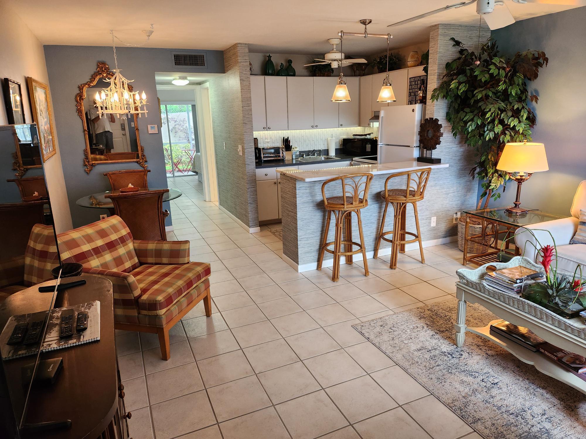 Property Photo: 3120 Cynthia Lane 110 FL 33461