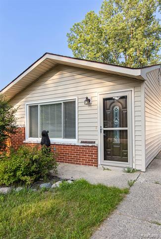 Property Photo:  1573 Zarieda Street  MI 48462 