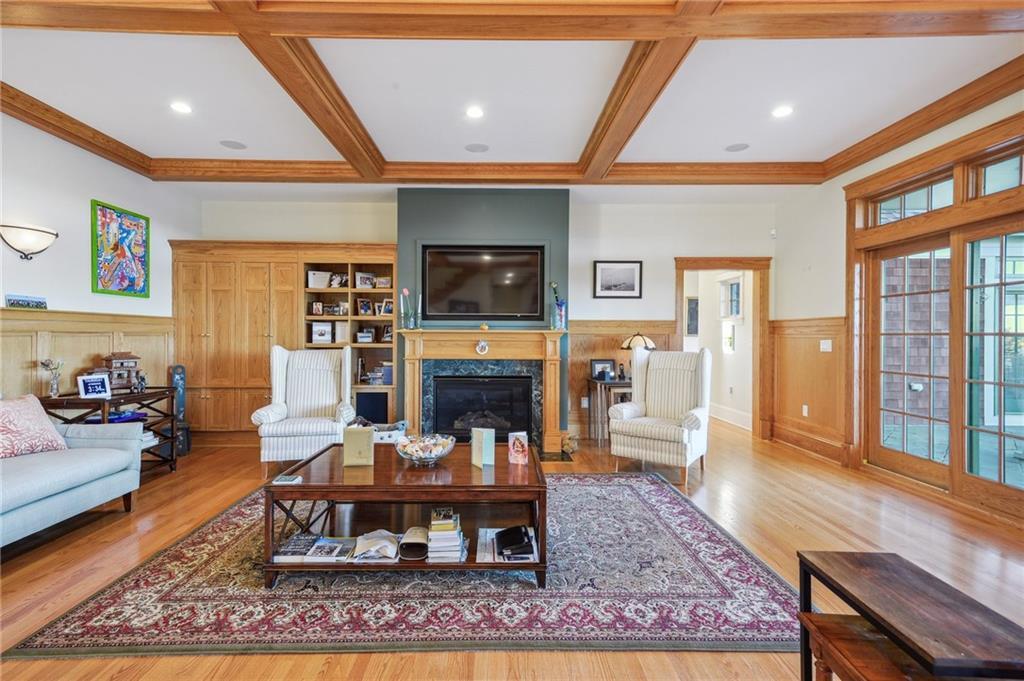 Property Photo:  127 Cliff Drive  RI 02882 
