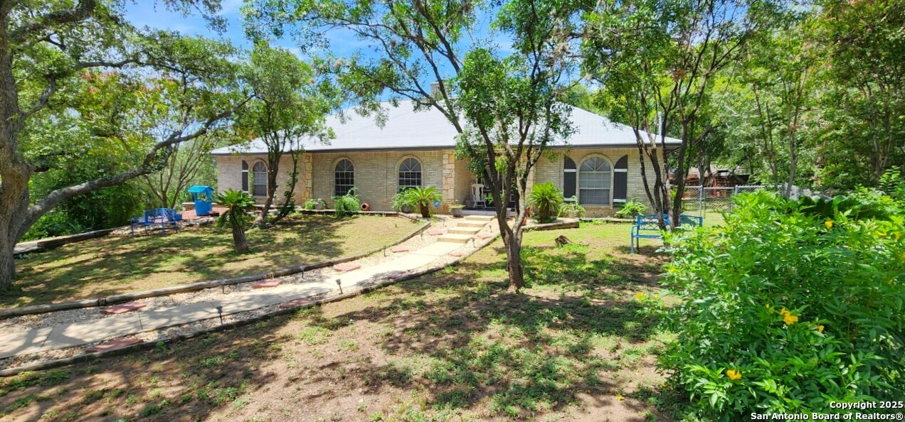 Property Photo: 11606 Piccadilly Circle TX 78251