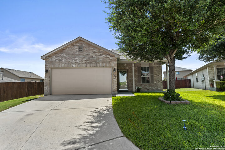 Property Photo: 418 Palma Noce TX 78253