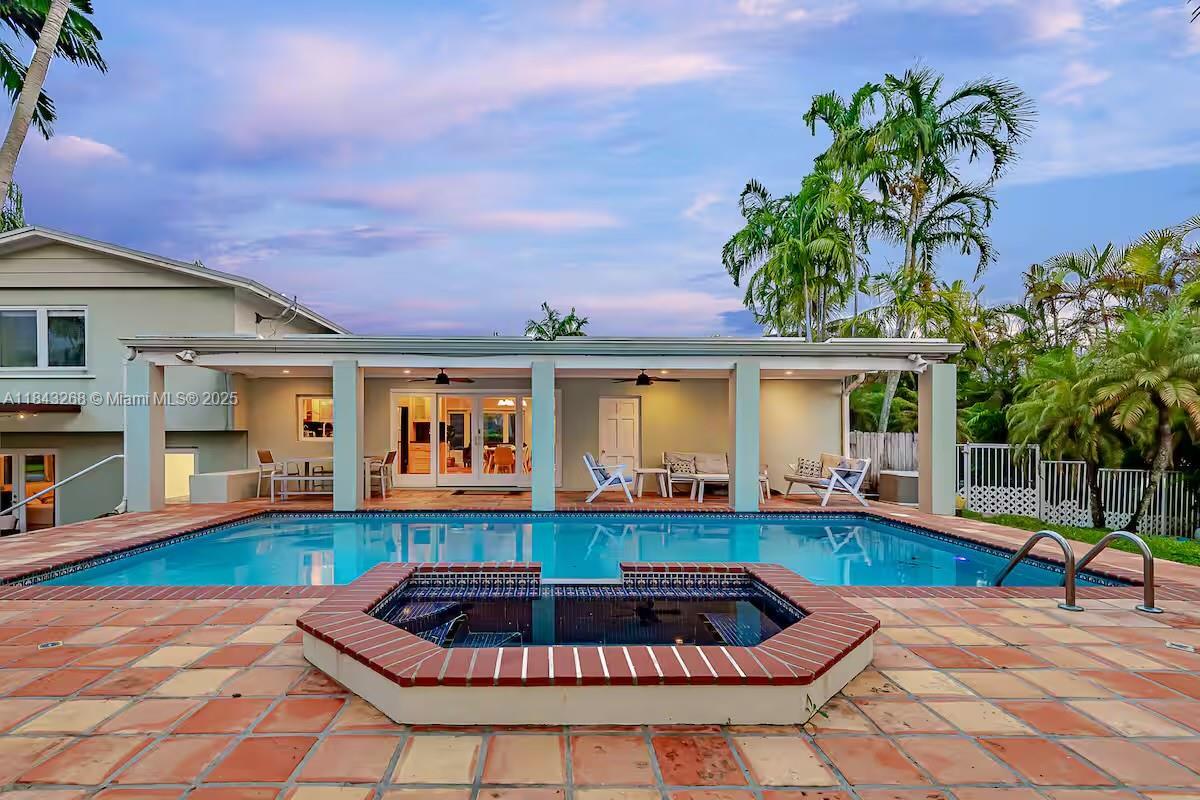 7475 SW 134th St  Pinecrest FL 33156 photo