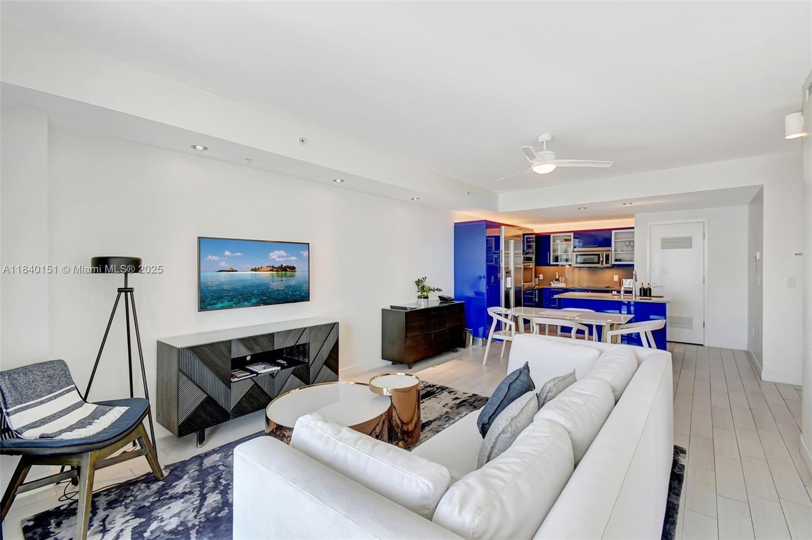 Property Photo: 3101 Bayshore Dr 1003 FL 33304