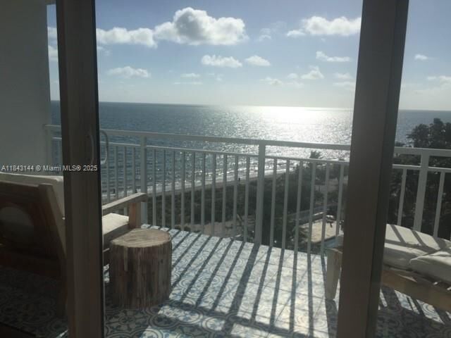 Property Photo: 613 Ocean Dr 8C FL 33149