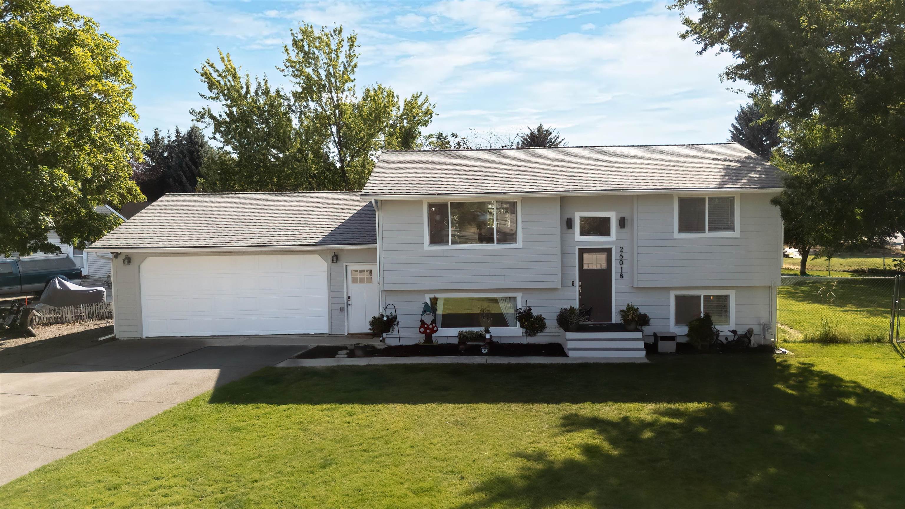 Property Photo:  26018 E Olympic Ave  WA 99025 