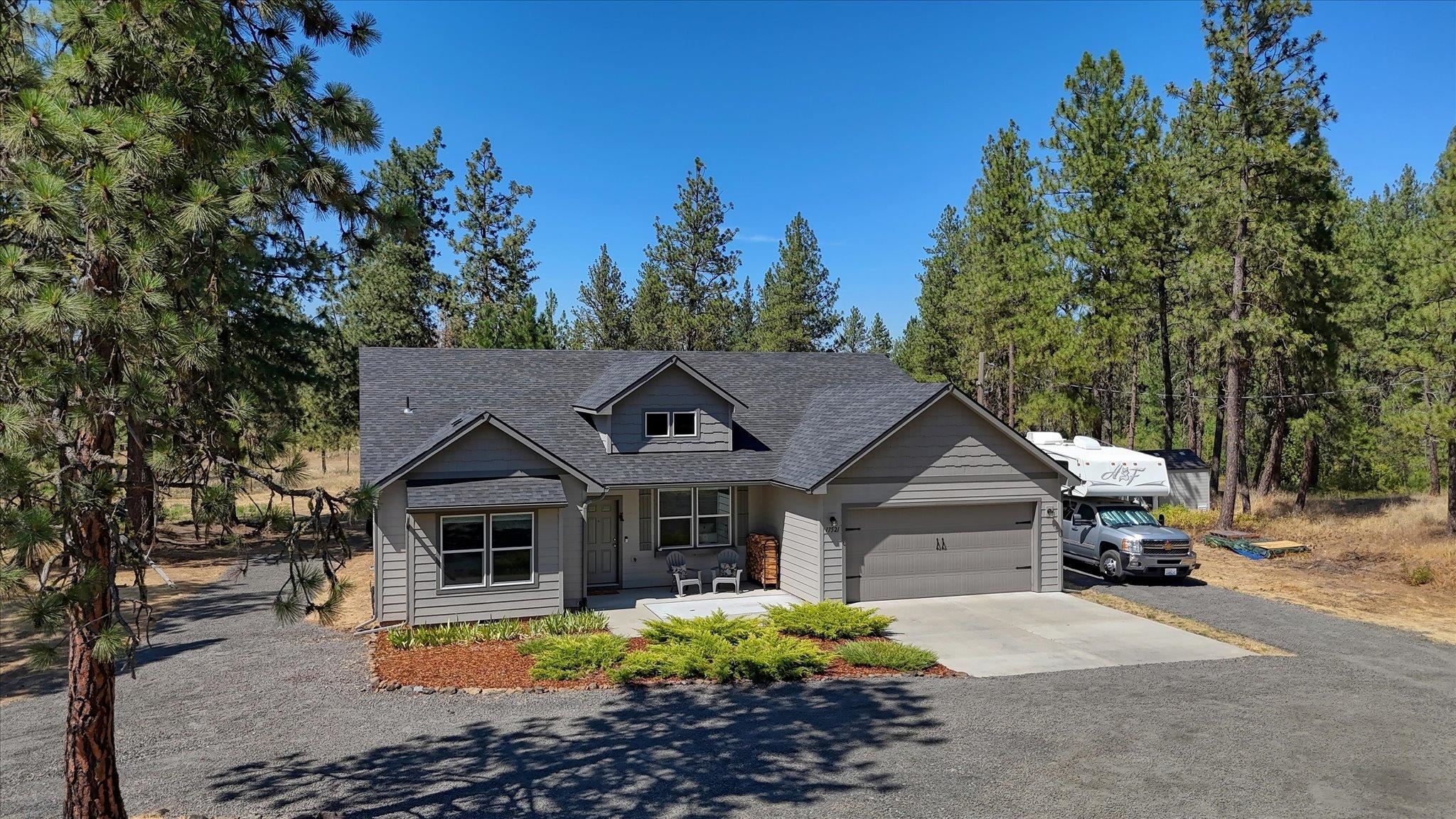 Property Photo:  17521 S Lois Dr  WA 99004 