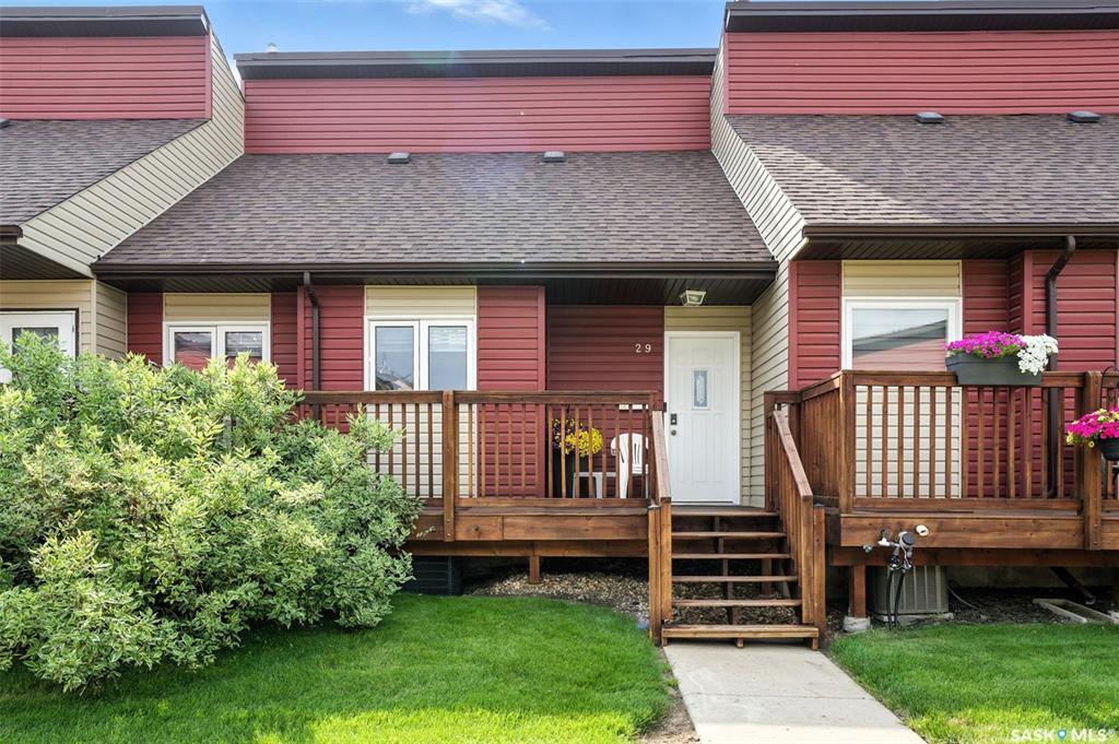Property Photo: 331 Pendygrasse Road 29 SK S7M 4R3