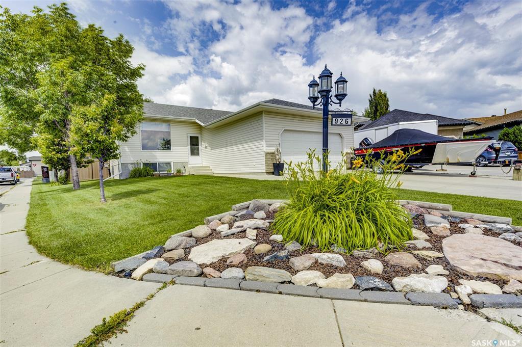926 Overholt Terrace  Saskatoon SK S7N 4S7 photo