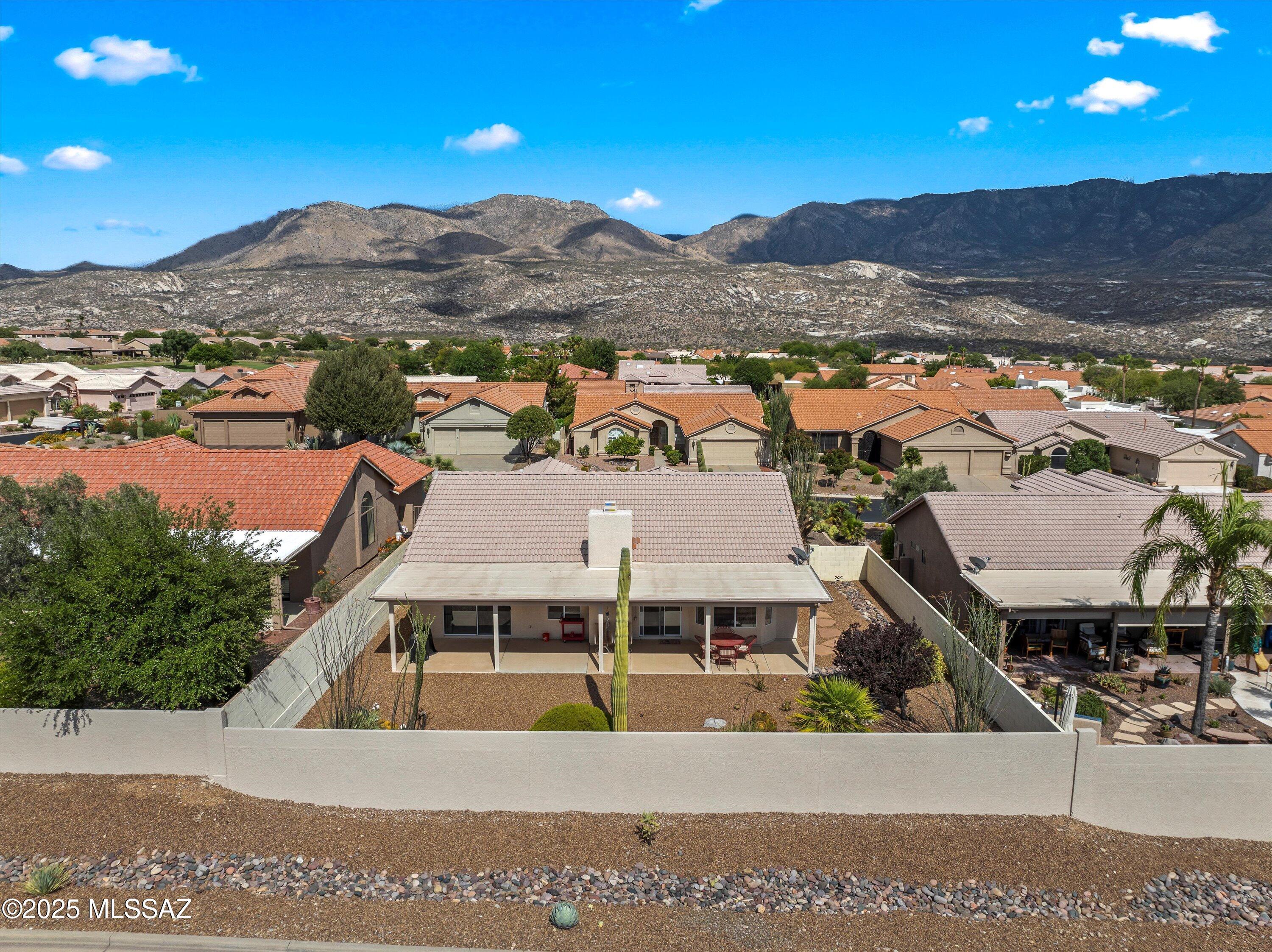 Property Photo:  37970 S Elbow Bend Drive  AZ 85739 